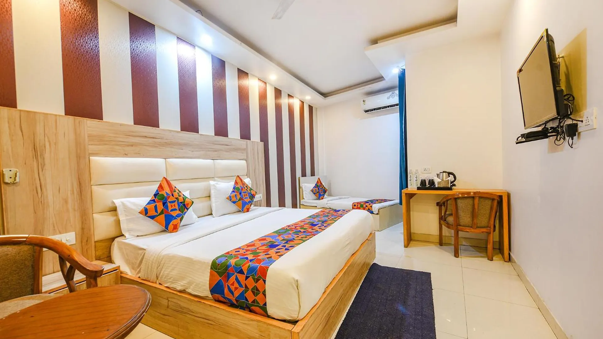 Fabhotel Aman Inn Near Igi Airport New Delhi