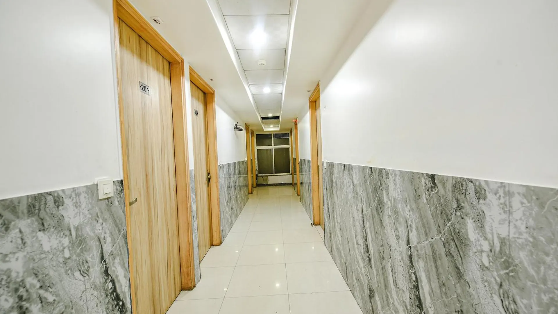Fabhotel Aman Inn Near Igi Airport New Delhi 3*,